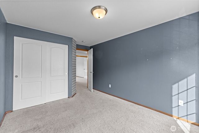 236 Easton Avenue W, Eatonville, WA 98328