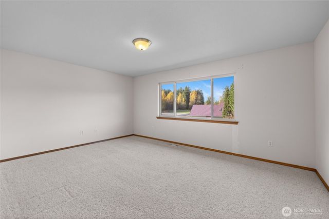 236 Easton Avenue W, Eatonville, WA 98328