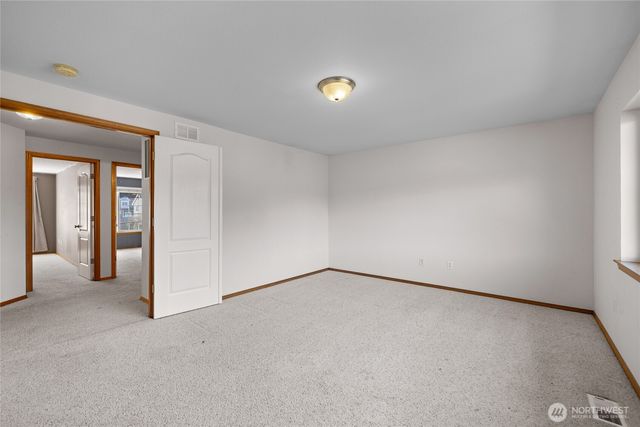 236 Easton Avenue W, Eatonville, WA 98328