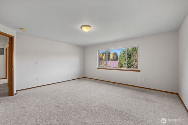 236 Easton Avenue W, Eatonville, WA 98328