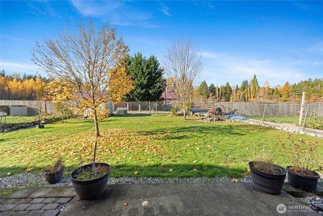 236 Easton Avenue W, Eatonville, WA 98328