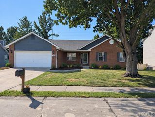 165 Liberty Crossing, O'fallon, IL 62269