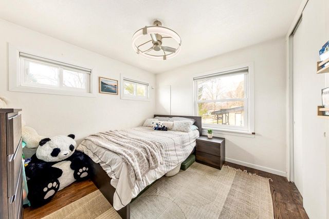 5623 Bentwood LANE, Greendale, WI 53129