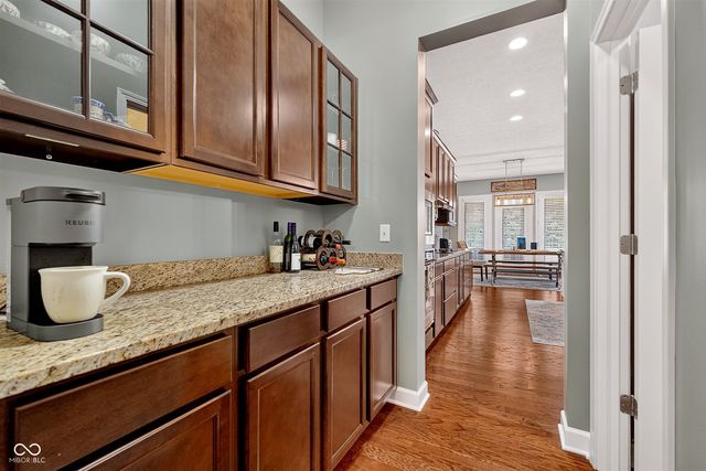 10522 Morningtide Circle, Fishers, IN 46038