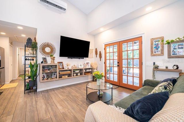 3325 S INDIANA AVENUE, St Cloud, FL 34769