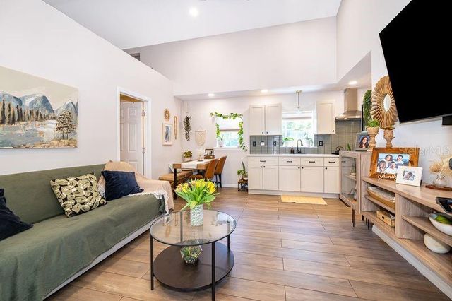 3325 S INDIANA AVENUE, St Cloud, FL 34769