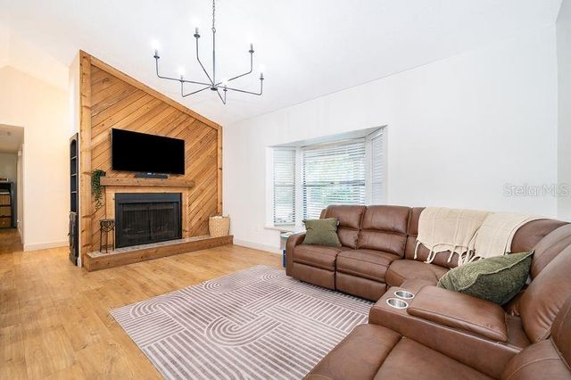 3325 S INDIANA AVENUE, St Cloud, FL 34769