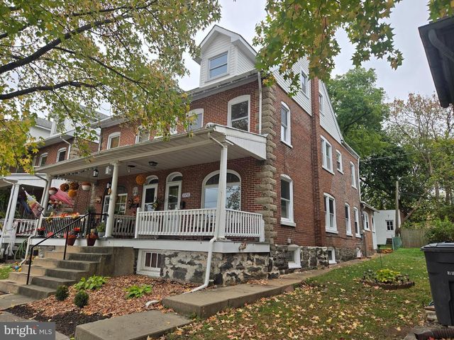 370 N HANOVER ST, Pottstown, PA 19464