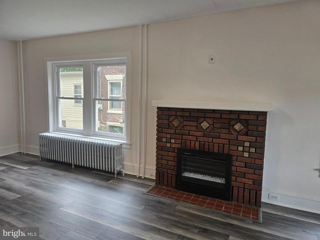 370 N HANOVER ST, Pottstown, PA 19464