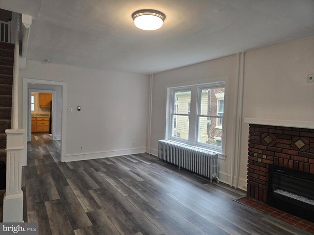 370 N HANOVER ST, Pottstown, PA 19464
