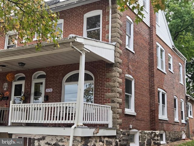 370 N HANOVER ST, Pottstown, PA 19464