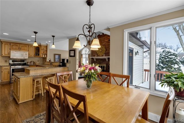 179 Quail Hollow Lane, Amherst, NY 14051