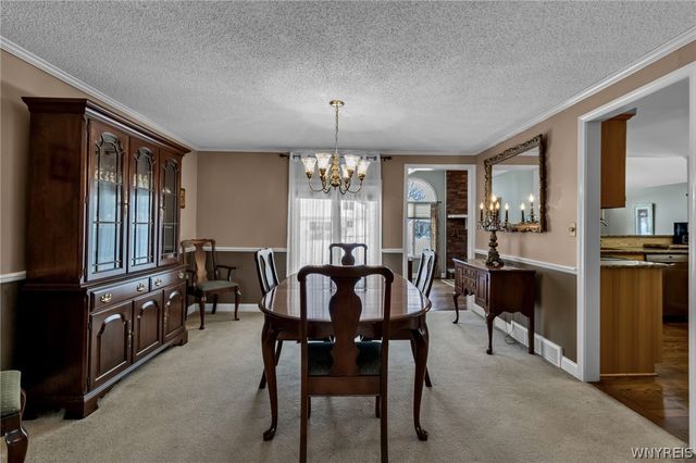 179 Quail Hollow Lane, Amherst, NY 14051