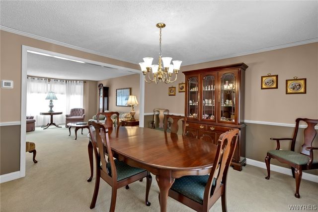 179 Quail Hollow Lane, Amherst, NY 14051