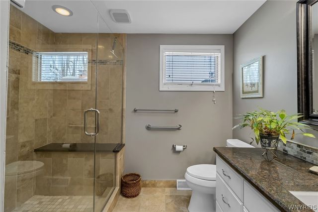 179 Quail Hollow Lane, Amherst, NY 14051