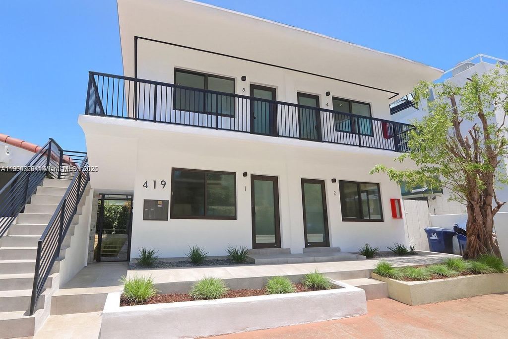 7801 Byron Ave, Miami Beach, FL 33141