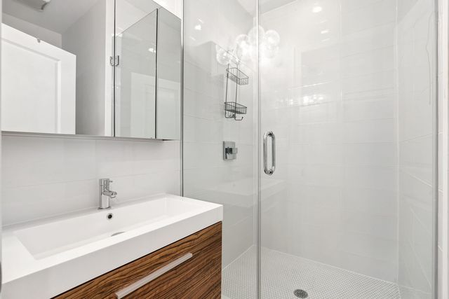 3007 N California Avenue 1S, Chicago, IL 60618