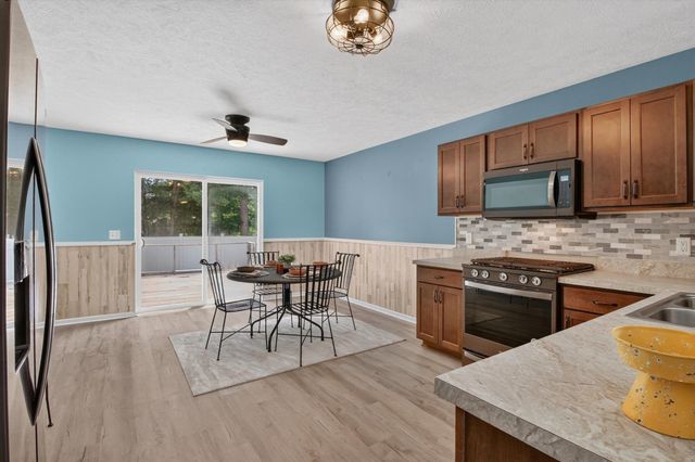 3801 Bobcat Court, Midland, MI 48642
