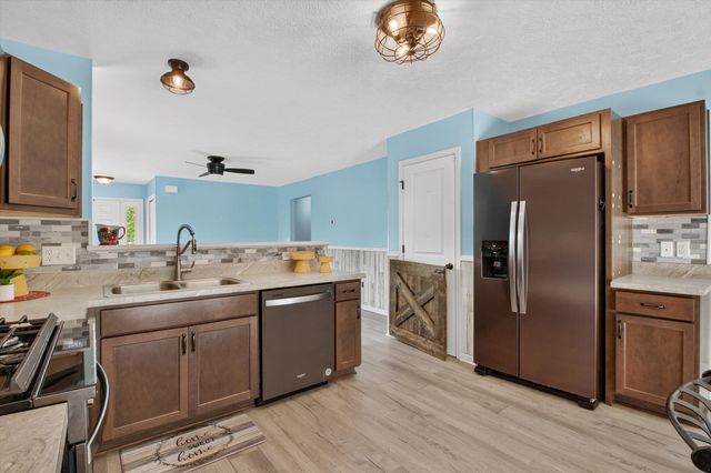 3801 Bobcat Court, Midland, MI 48642