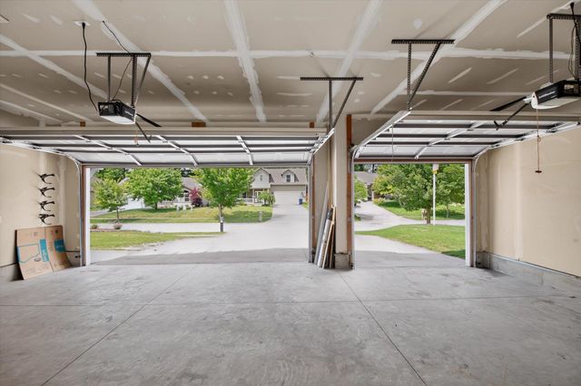3801 Bobcat Court, Midland, MI 48642