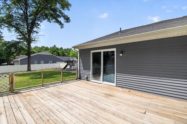 3801 Bobcat Court, Midland, MI 48642