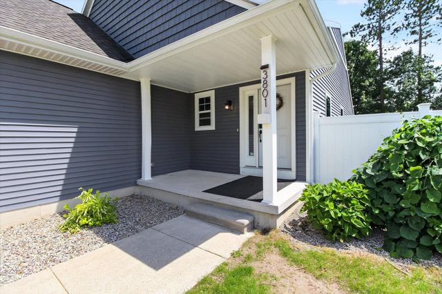 3801 Bobcat Court, Midland, MI 48642