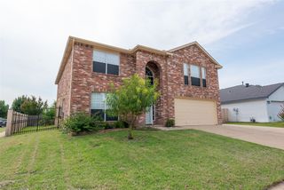 1157 Whistle Stop Drive, Saginaw, TX 76131