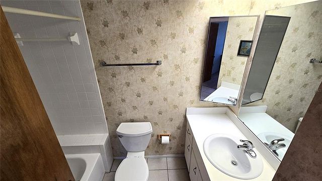 4359 TAHITIAN GARDENS CIRCLE A, Holiday, FL 34691