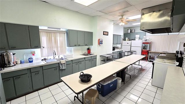 4359 TAHITIAN GARDENS CIRCLE A, Holiday, FL 34691