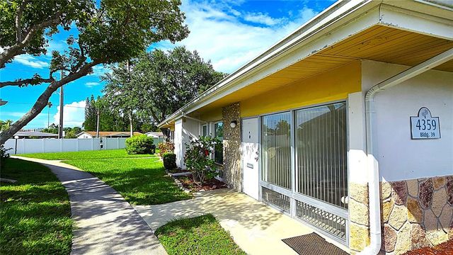 4359 TAHITIAN GARDENS CIRCLE A, Holiday, FL 34691