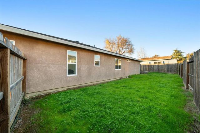 20970 Beagle Street, Cottonwood, CA 96022
