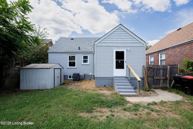 369 N 41st St, Louisville, KY 40212