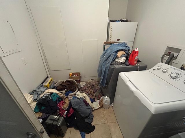 2293 BELEN DRIVE, Deltona, FL 32738