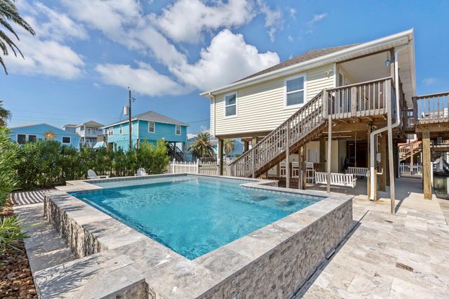 16715 Montego Way, Jamaica Beach, TX 77554