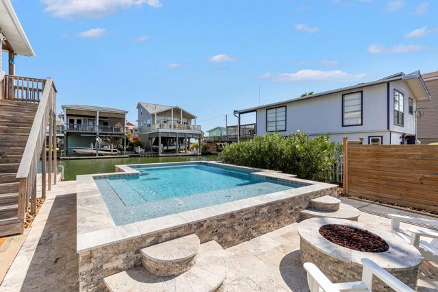 16715 Montego Way, Jamaica Beach, TX 77554