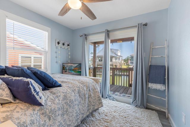 16715 Montego Way, Jamaica Beach, TX 77554