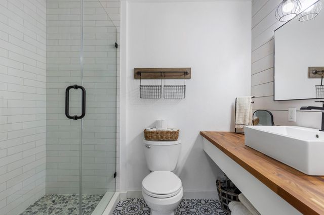 16715 Montego Way, Jamaica Beach, TX 77554