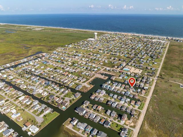 16715 Montego Way, Jamaica Beach, TX 77554