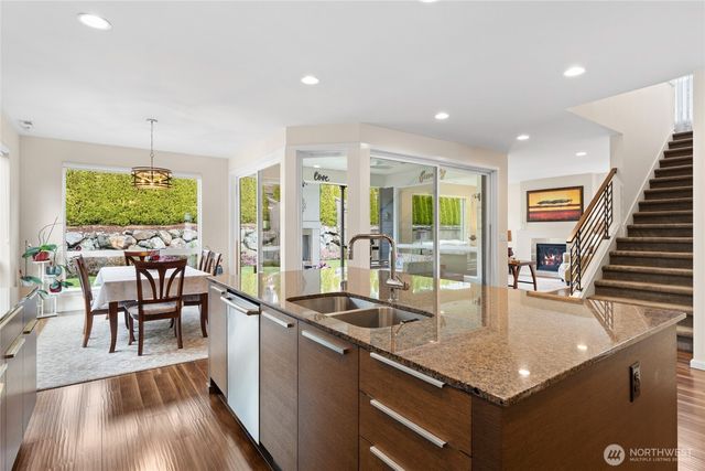 5852 S 326th Court, Auburn, WA 98001