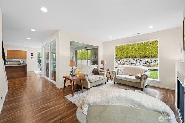 5852 S 326th Court, Auburn, WA 98001