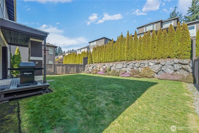 5852 S 326th Court, Auburn, WA 98001