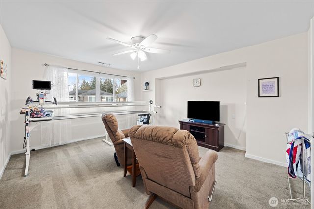 5852 S 326th Court, Auburn, WA 98001