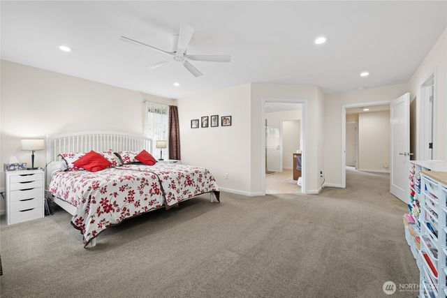 5852 S 326th Court, Auburn, WA 98001