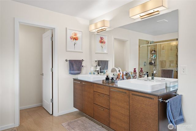 5852 S 326th Court, Auburn, WA 98001