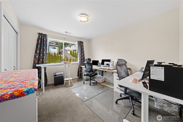 5852 S 326th Court, Auburn, WA 98001