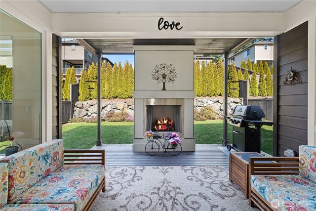 5852 S 326th Court, Auburn, WA 98001