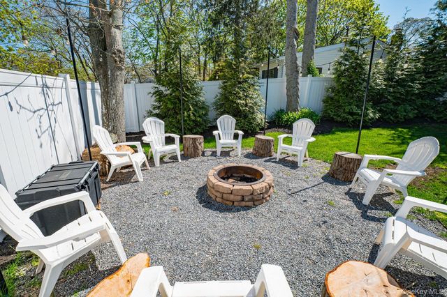 48 Springville Road, Hampton Bays, NY 11946