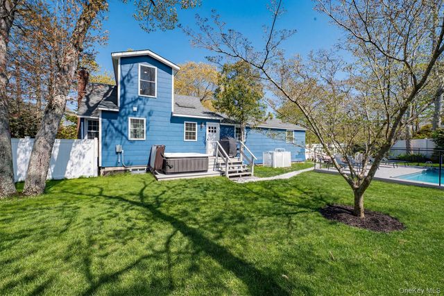 48 Springville Road, Hampton Bays, NY 11946