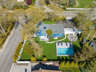 48 Springville Road, Hampton Bays, NY 11946