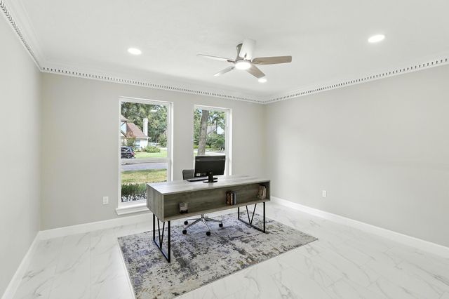 18307 Running Vine Lane, Spring, TX 77379